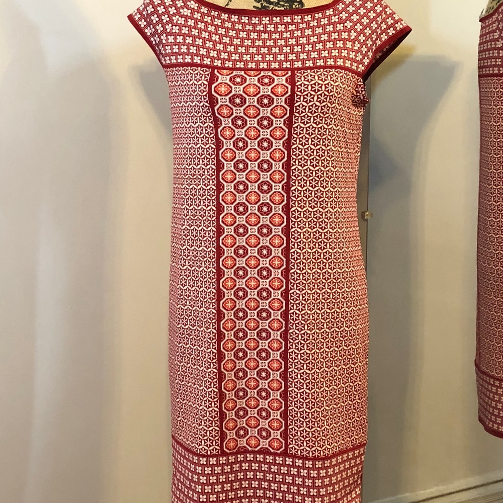 Max Studio by Leon Max GEO DRESS w/SQUARE NECKLINE - Picture 3 of 7
